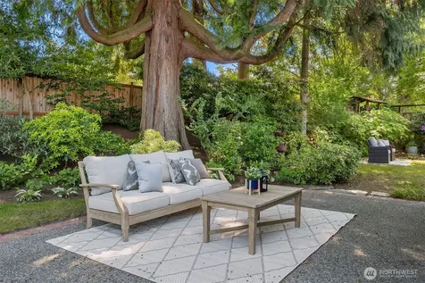 12535 SE 15th Street Bellevue WA 98005