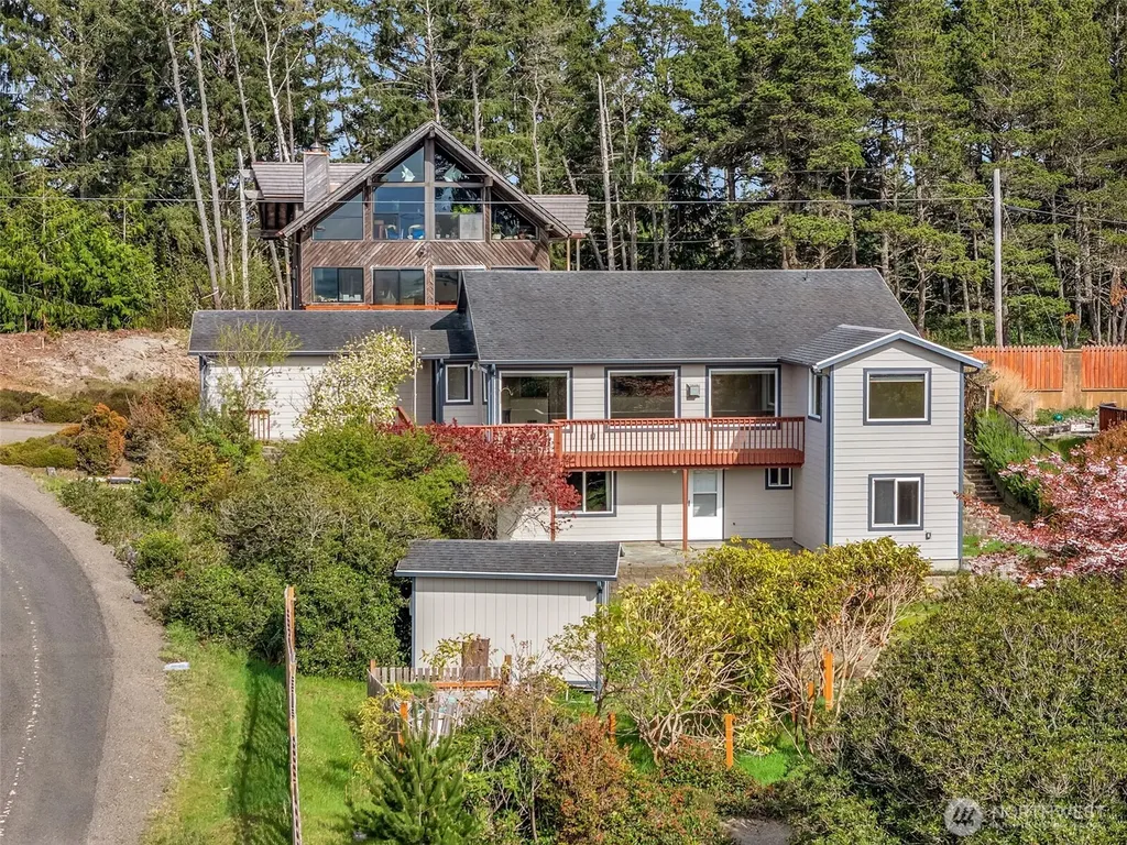 1008 300th Place Ocean Park WA 98640