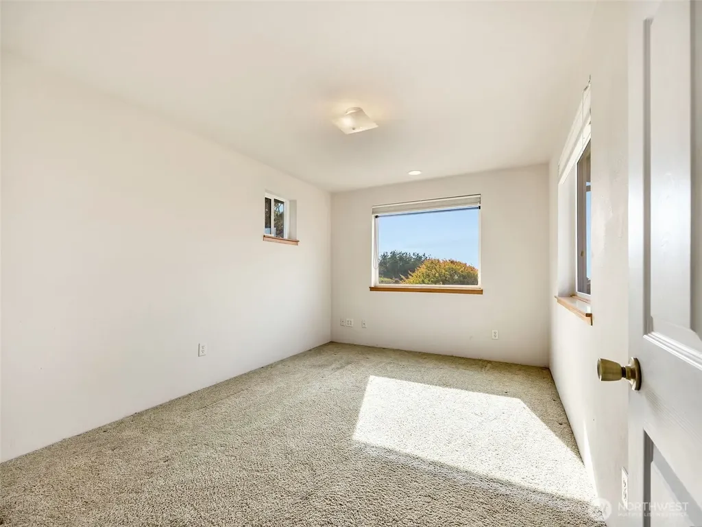 1008 300th Place Ocean Park WA 98640
