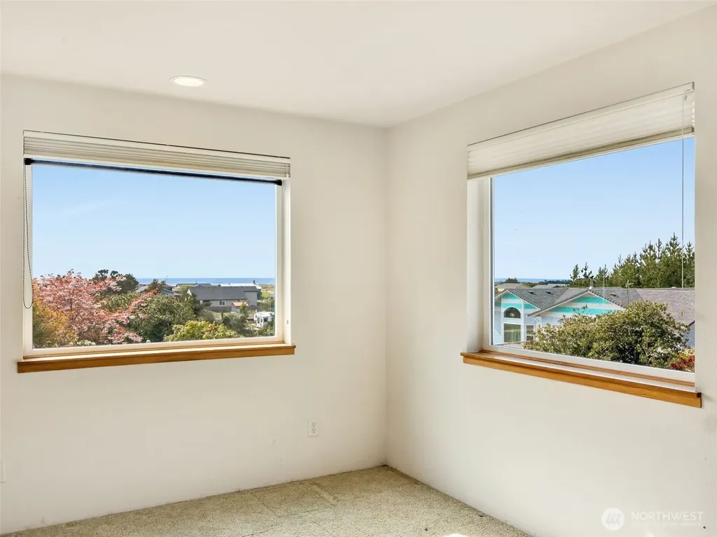 1008 300th Place Ocean Park WA 98640