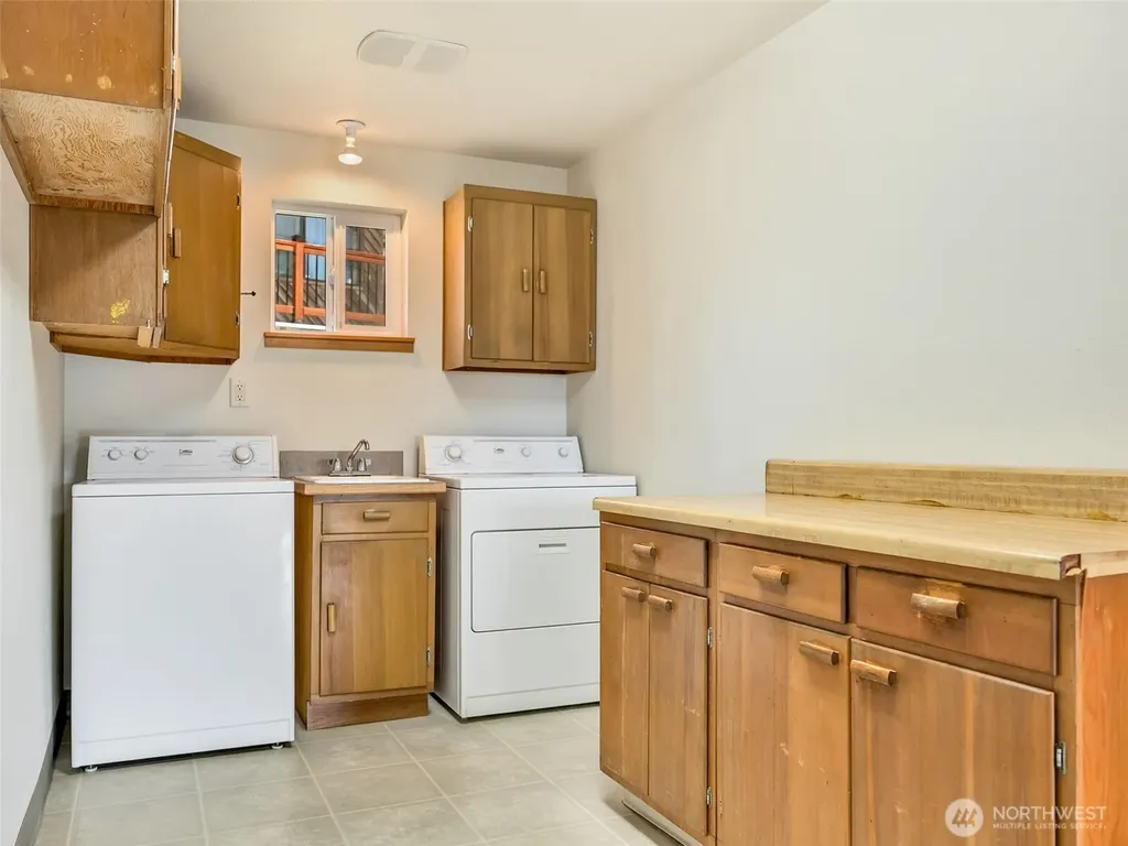 1008 300th Place Ocean Park WA 98640
