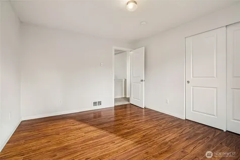 11839 79th Avenue S Seattle WA 98178
