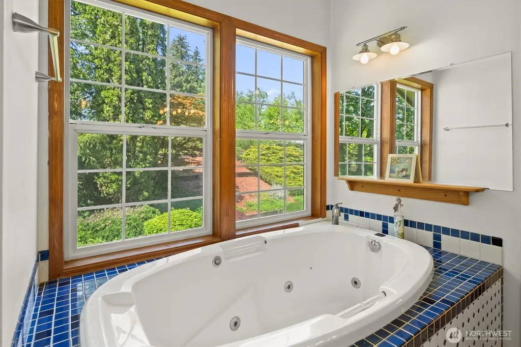 672 Walker Road Kelso WA 98626