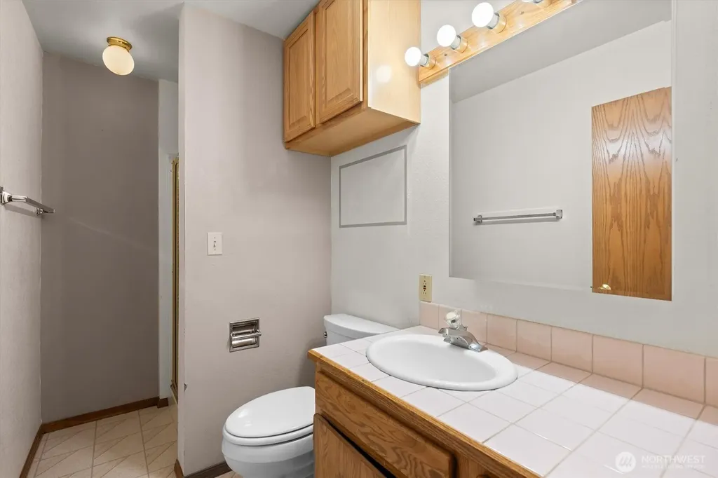 672 Walker Road Kelso WA 98626
