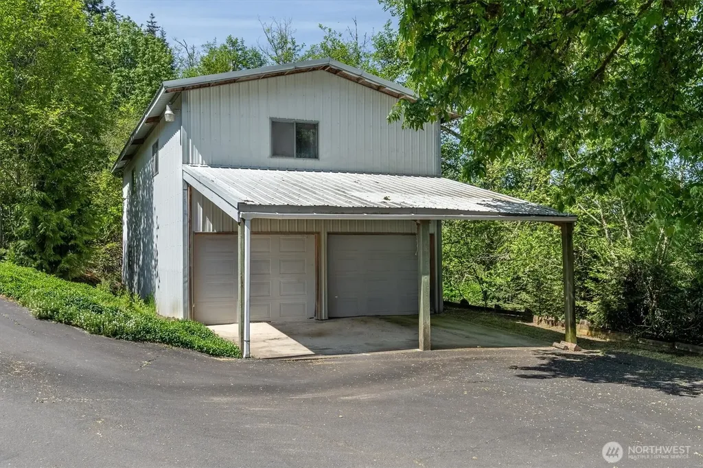 672 Walker Road Kelso WA 98626