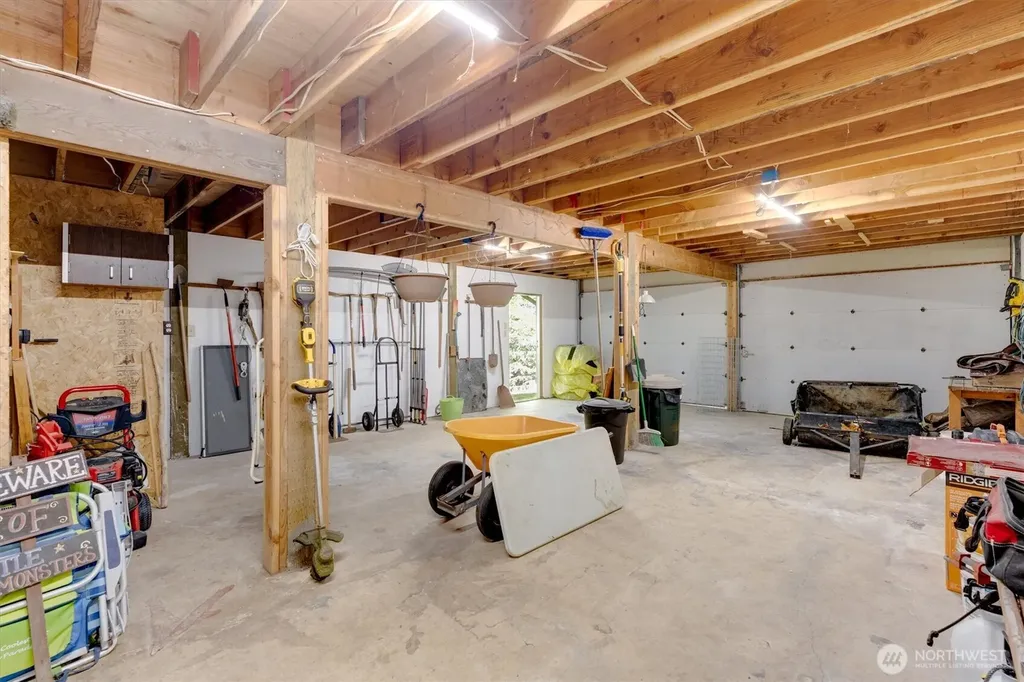 672 Walker Road Kelso WA 98626