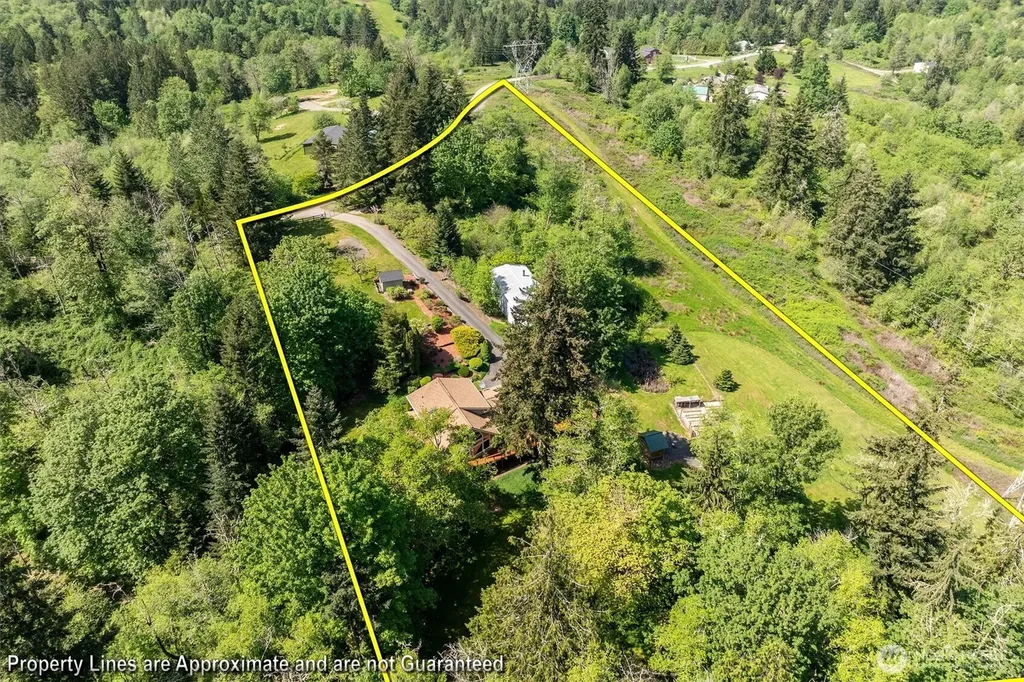 672 Walker Road Kelso WA 98626