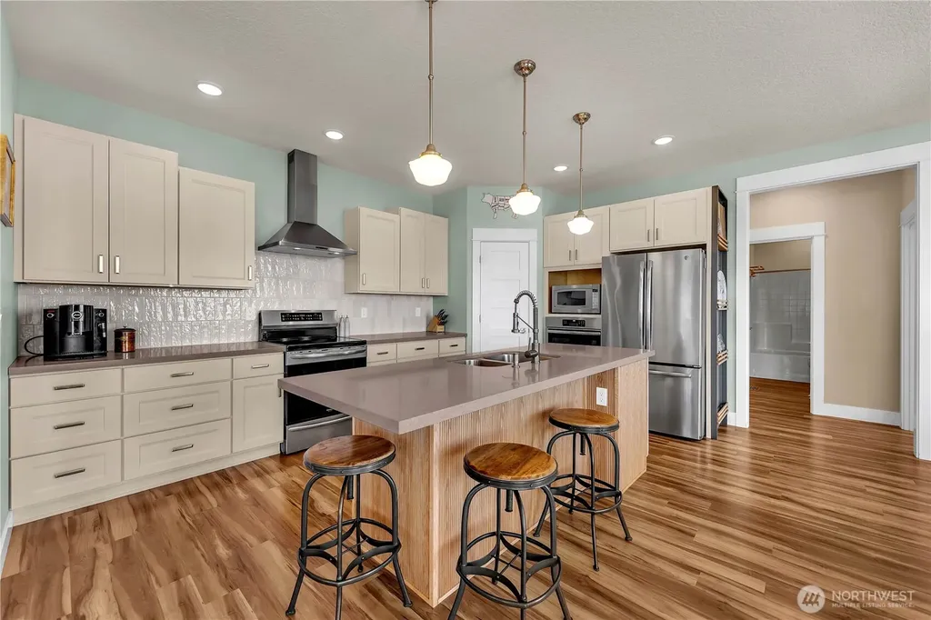 251 Shipview Road Kalama WA 98625
