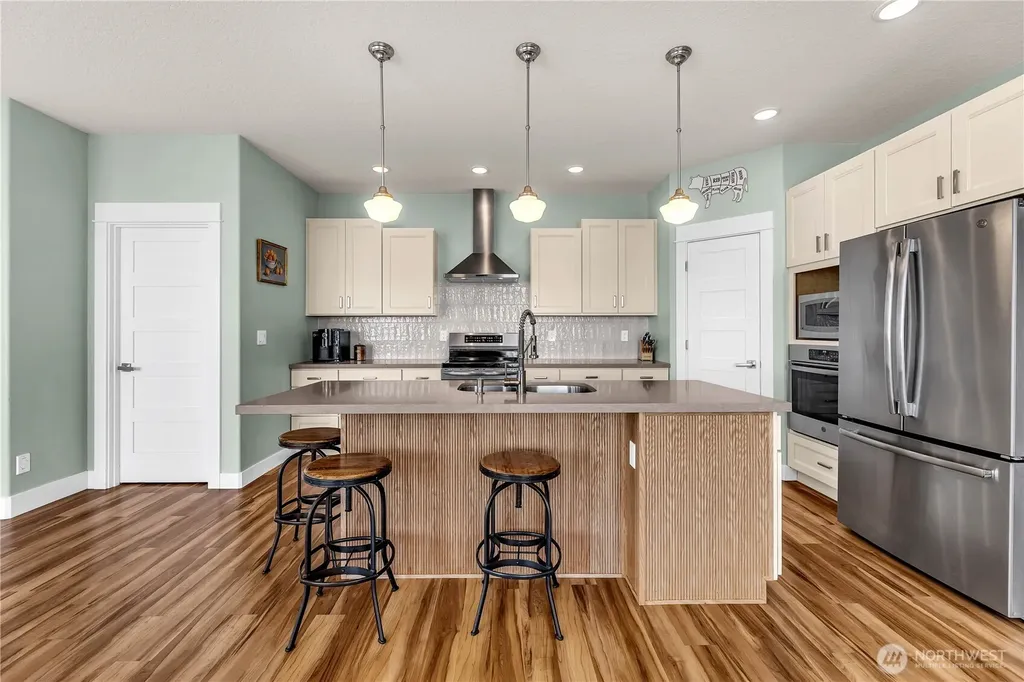 251 Shipview Road Kalama WA 98625