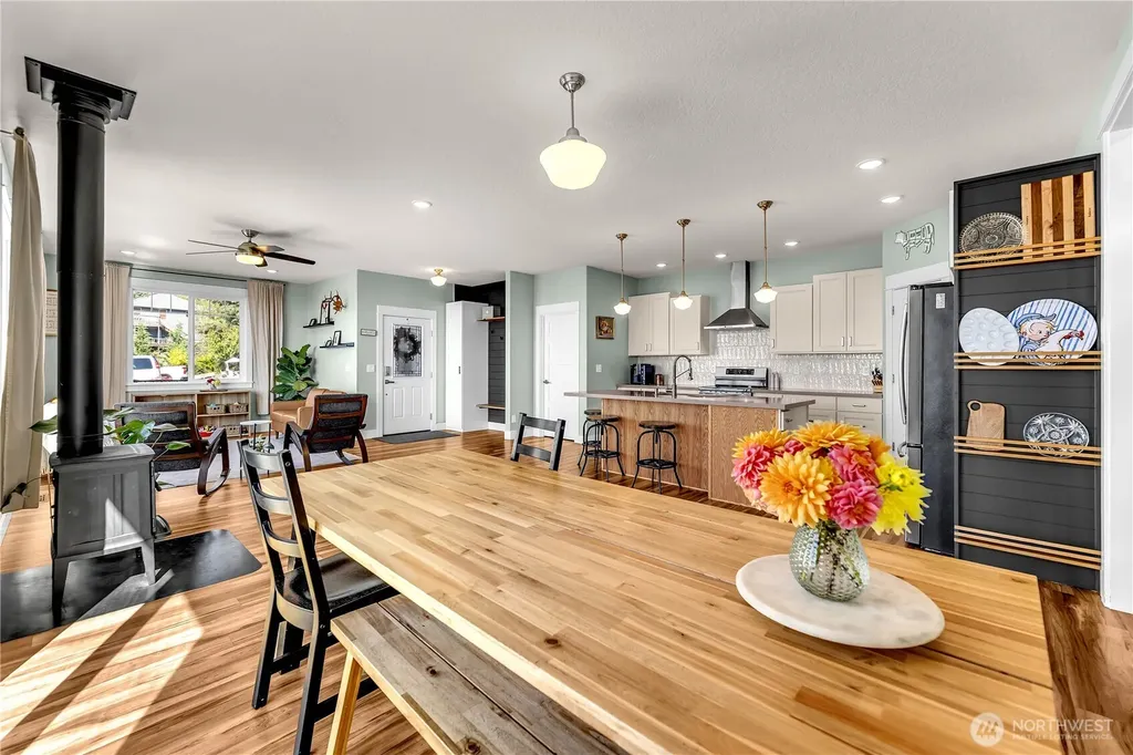 251 Shipview Road Kalama WA 98625