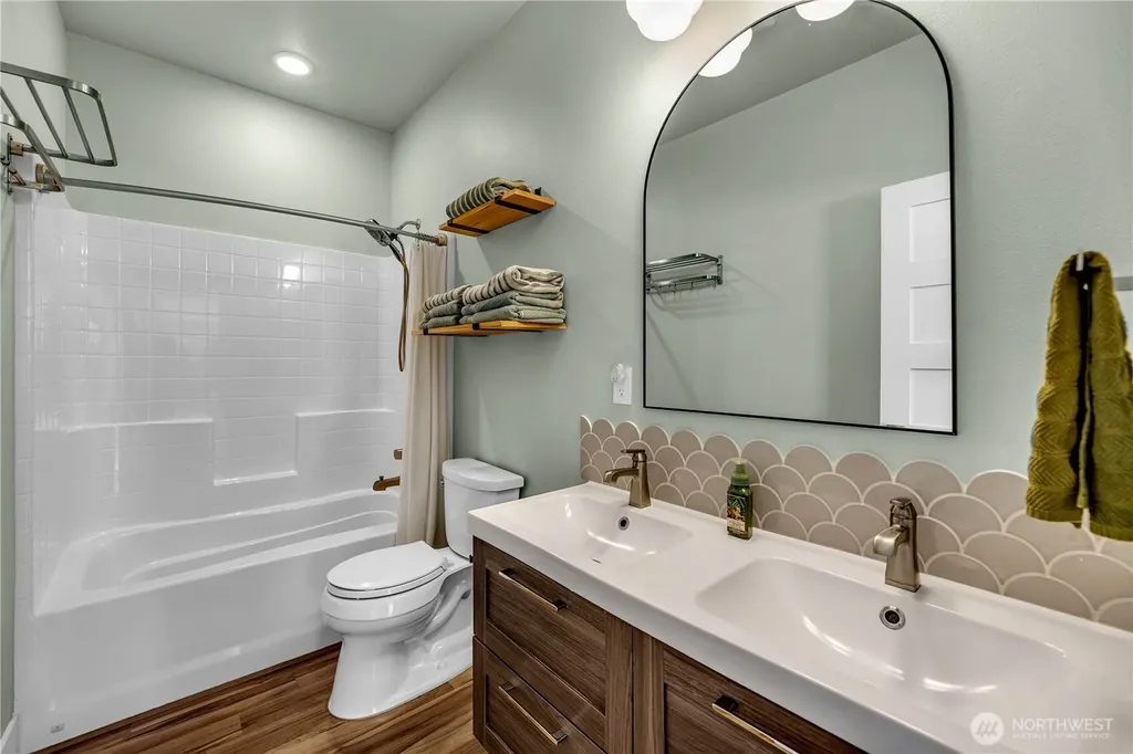 251 Shipview Road Kalama WA 98625