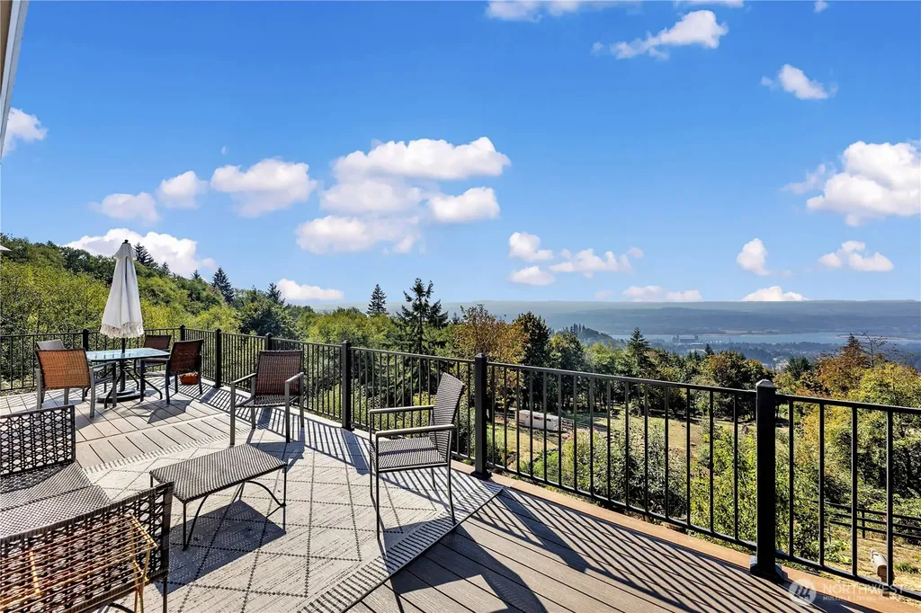 251 Shipview Road Kalama WA 98625