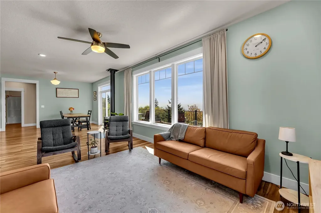 251 Shipview Road Kalama WA 98625