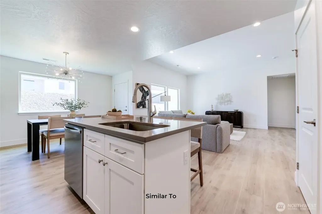 320 N Montana Street Moses Lake WA 98837