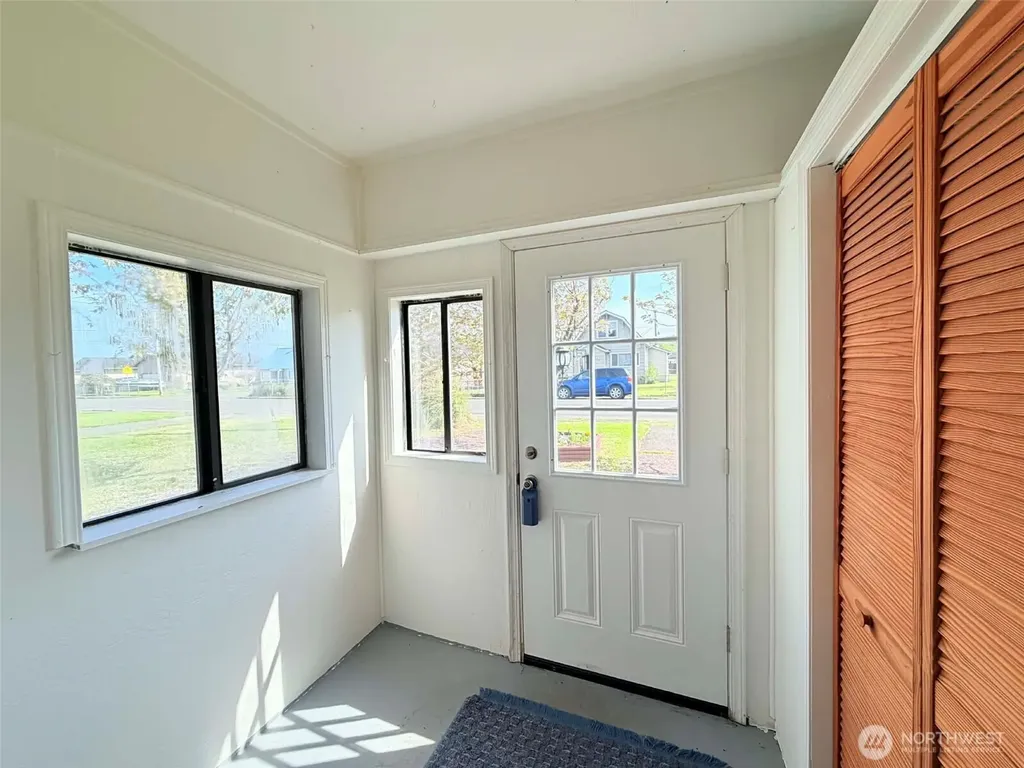 2006 W 2nd Street Aberdeen WA 98520