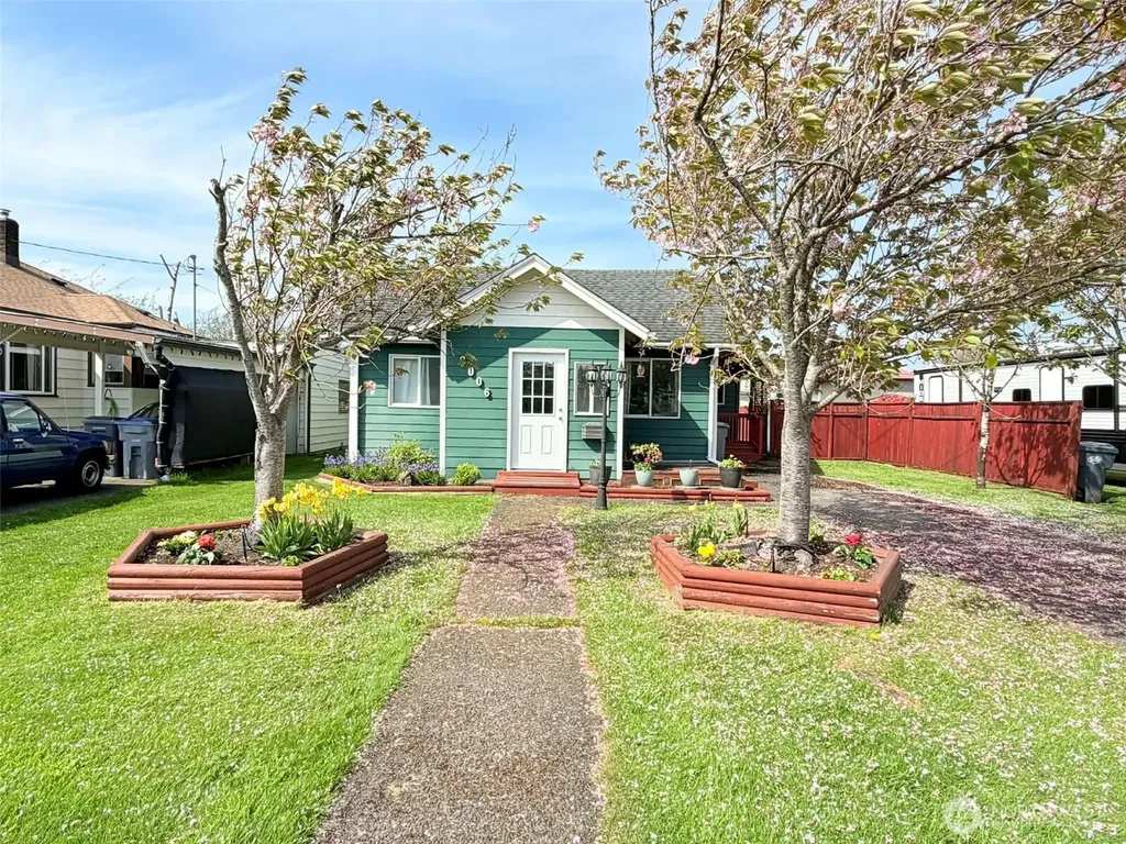 2006 W 2nd Street Aberdeen WA 98520