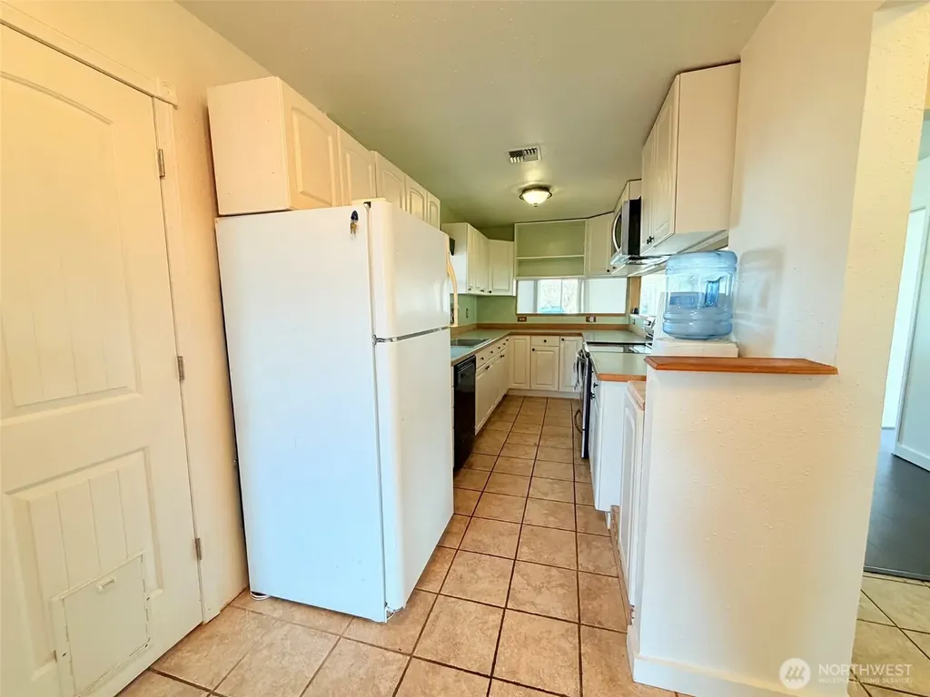 2006 W 2nd Street Aberdeen WA 98520