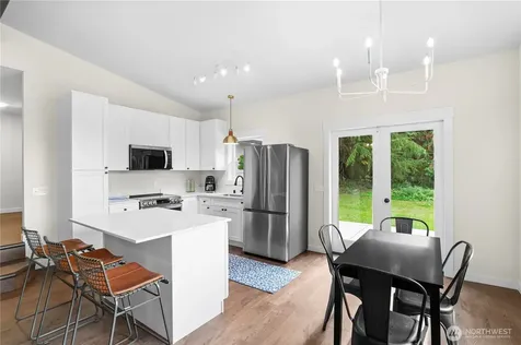 940 Hoppy Trail Way Camano Island WA 98282