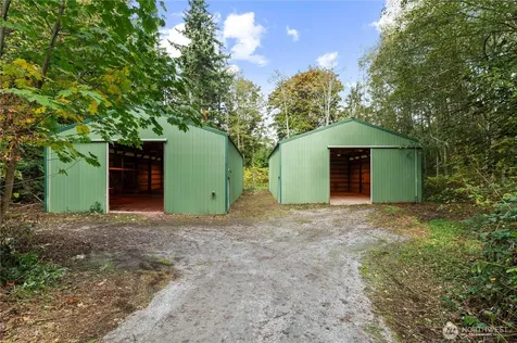 940 Hoppy Trail Way Camano Island WA 98282