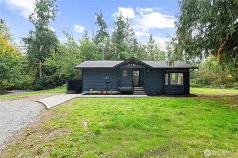 940 Hoppy Trail Way Camano Island WA 98282