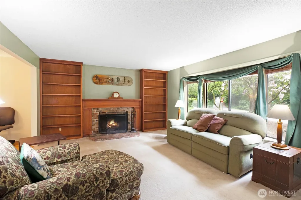 4320 Palomino Drive NE Bainbridge Island WA 98110