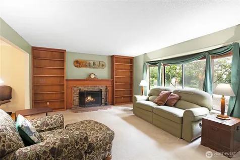 4320 Palomino Drive NE Bainbridge Island WA 98110