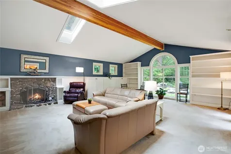 4320 Palomino Drive NE Bainbridge Island WA 98110