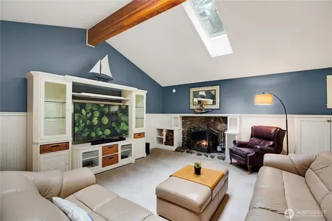 4320 Palomino Drive NE Bainbridge Island WA 98110