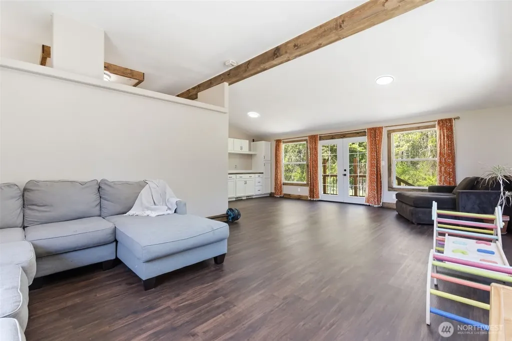 490 Coma Road Vader WA 98593