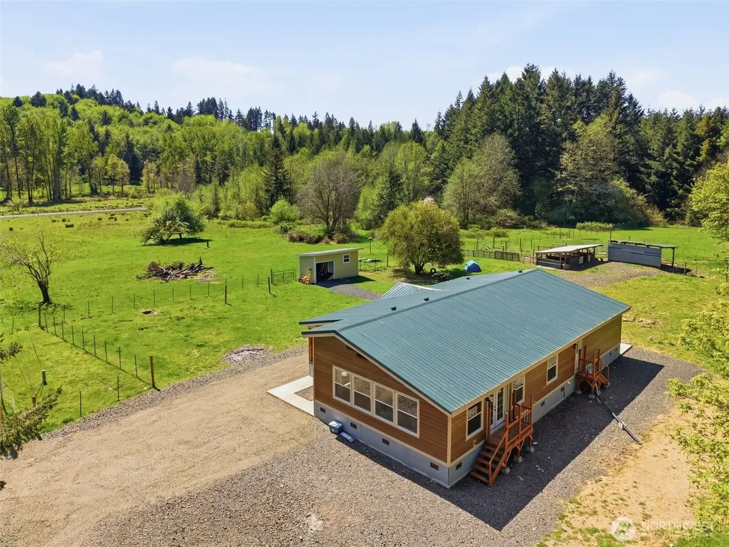 490 Coma Road Vader WA 98593