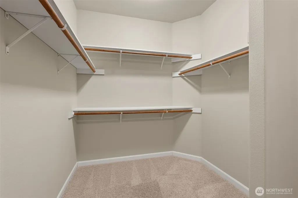 2843 South Bay Road NE Olympia WA 98506