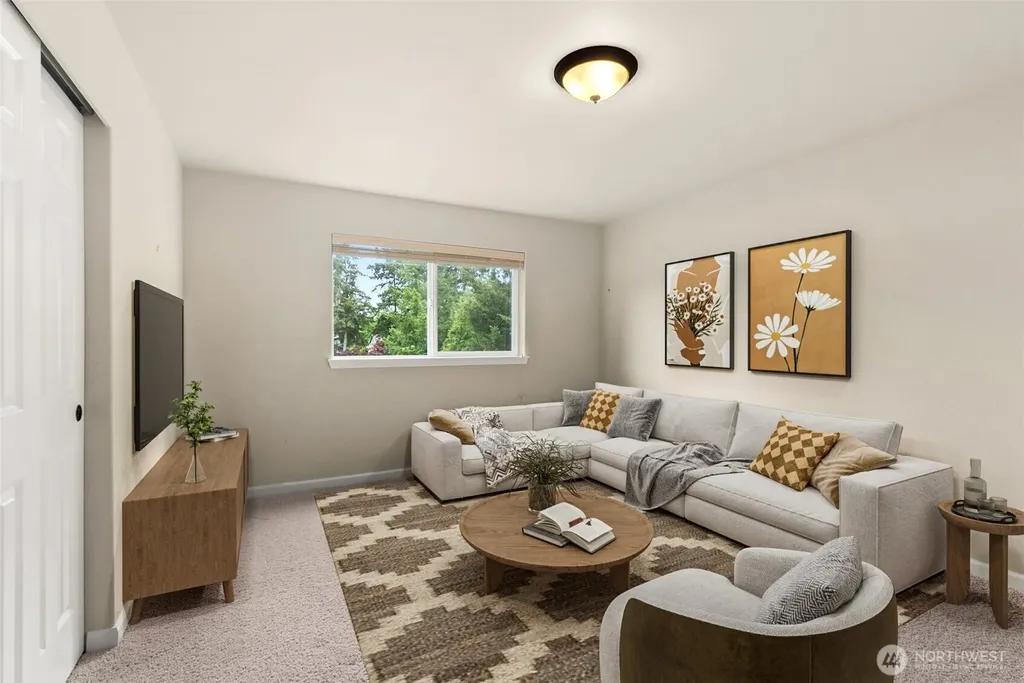 2843 South Bay Road NE Olympia WA 98506