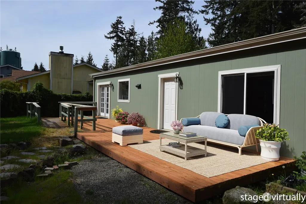 1707 Ginger Place E Port Orchard WA 98366