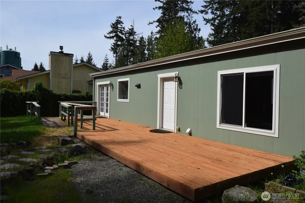1707 Ginger Place E Port Orchard WA 98366