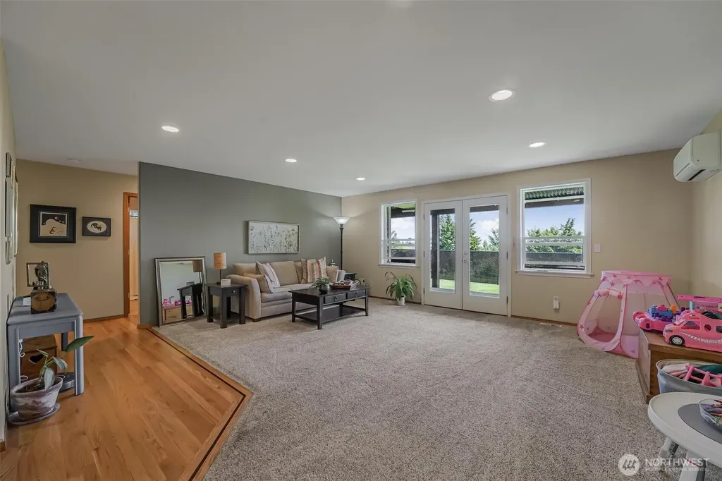 108 Glacier Peak Drive Camano Island WA 98282