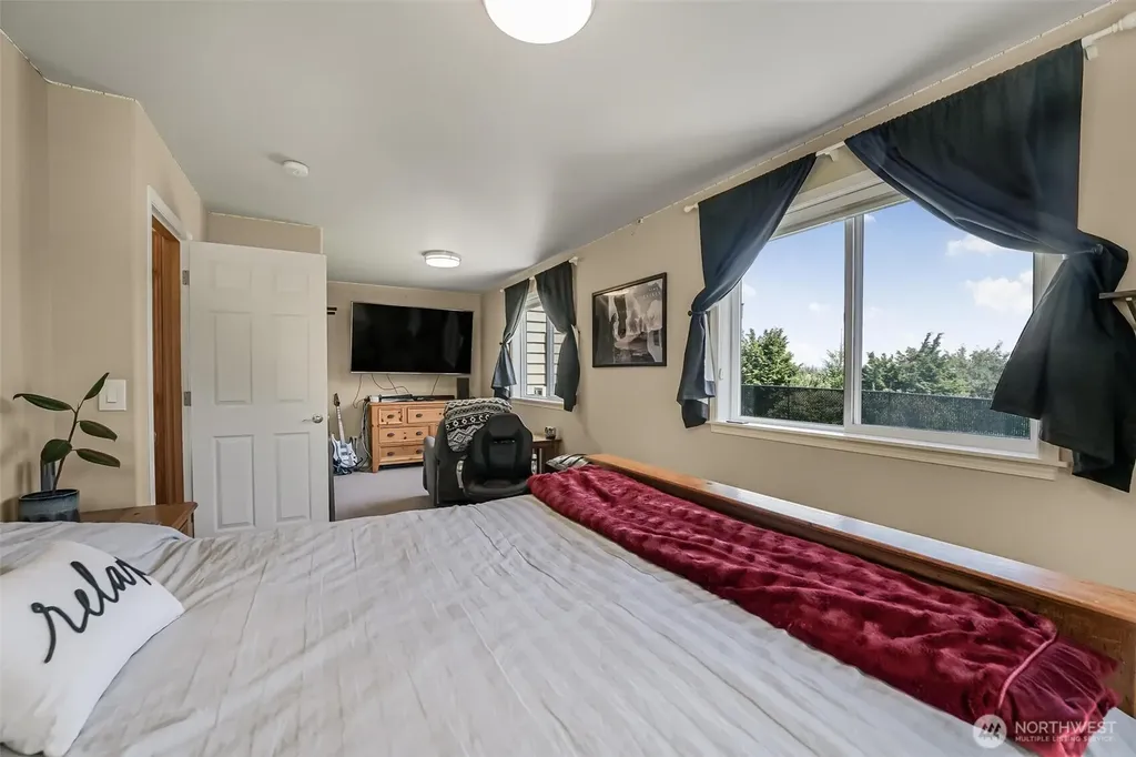 108 Glacier Peak Drive Camano Island WA 98282