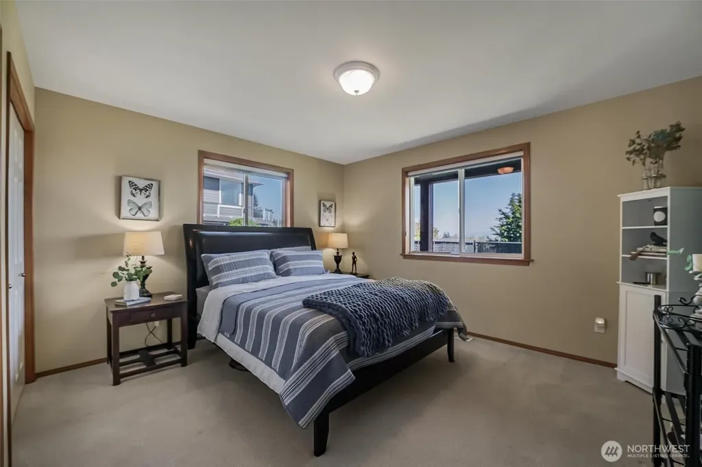 108 Glacier Peak Drive Camano Island WA 98282