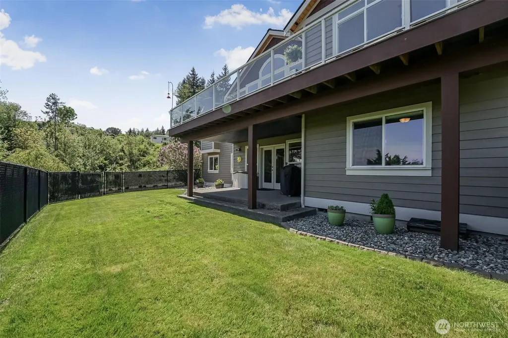 108 Glacier Peak Drive Camano Island WA 98282