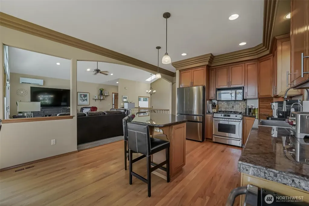 108 Glacier Peak Drive Camano Island WA 98282