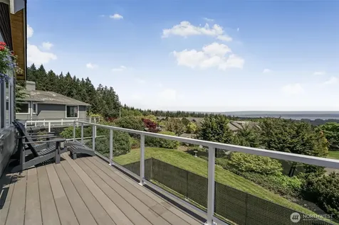 108 Glacier Peak Drive Camano Island WA 98282