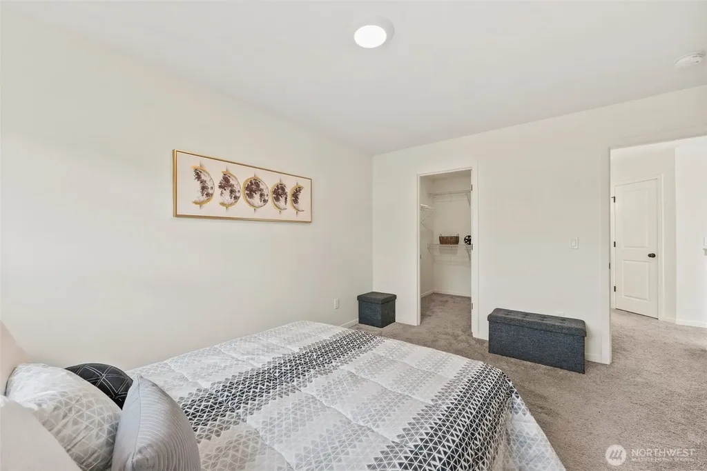 10049 Kings Landing Avenue NW Bremerton WA 98311