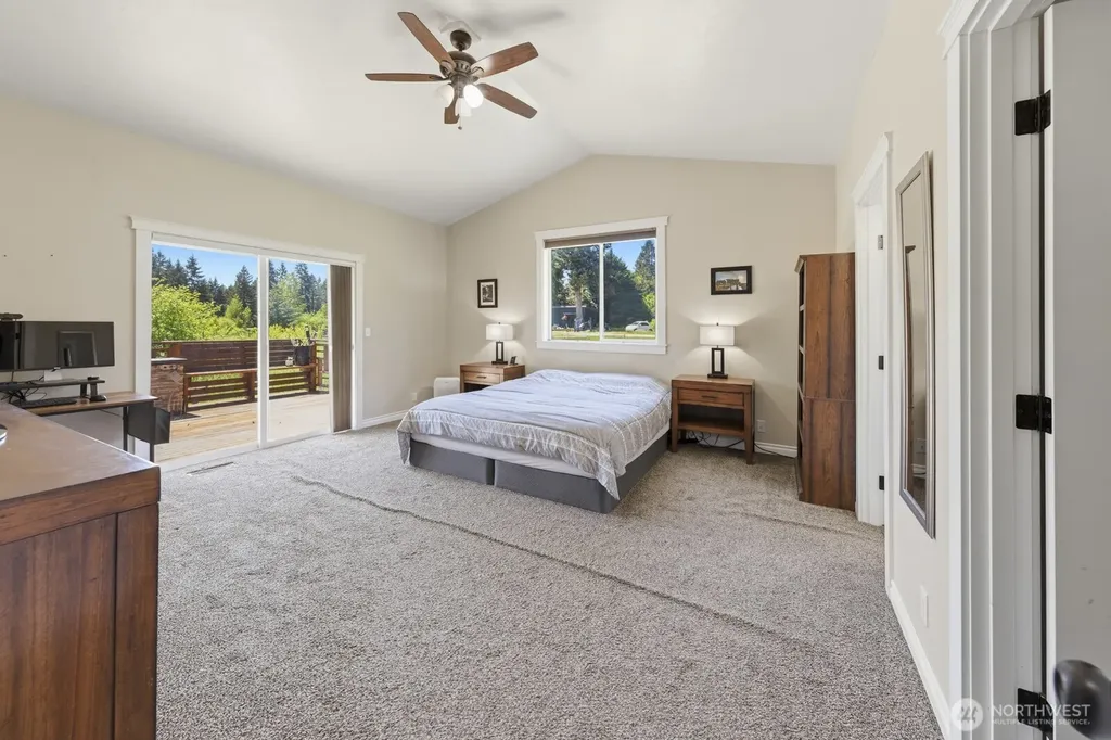 14519 119th Way SE Yelm WA 98597