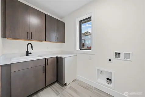 16050 SE 44th Court Bellevue WA 98006