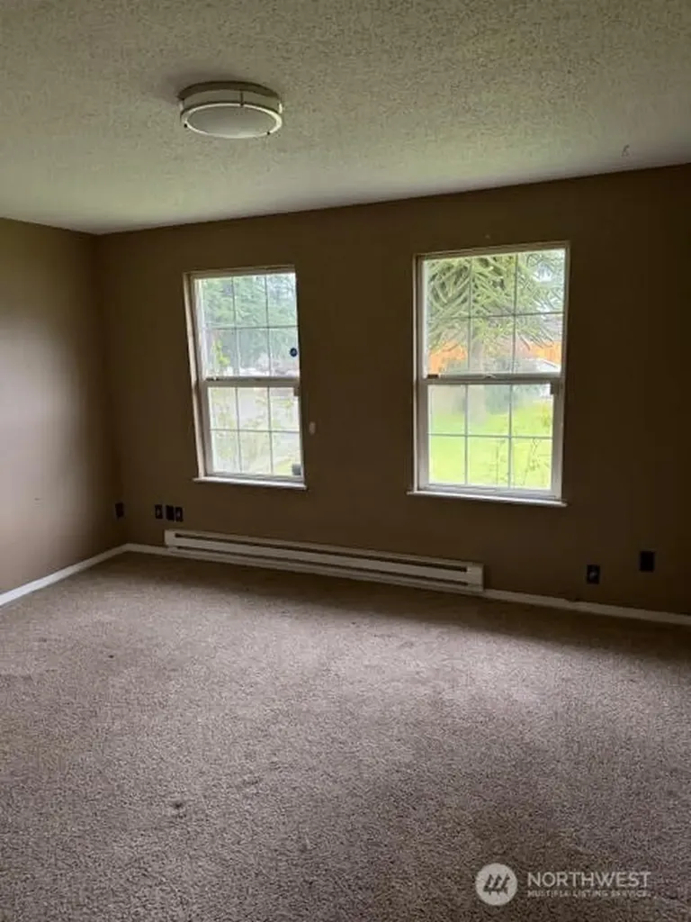 2 Evergreen Village Lane Elma WA 98541