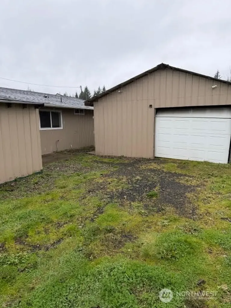 2 Evergreen Village Lane Elma WA 98541