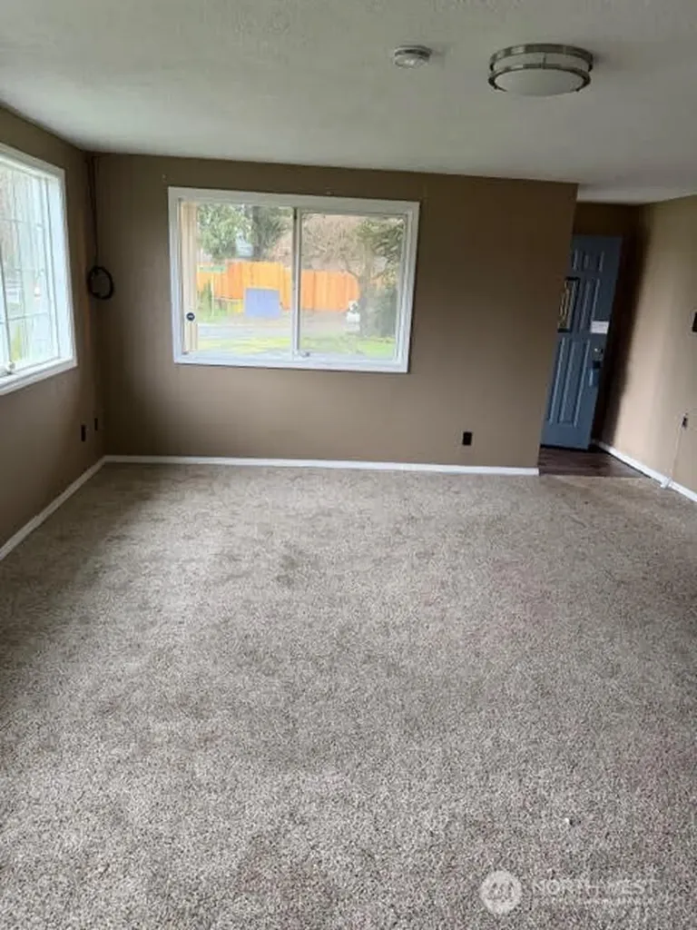 2 Evergreen Village Lane Elma WA 98541