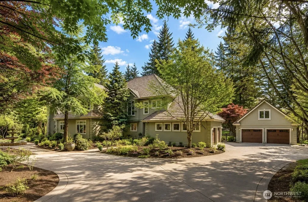 26345 NE 34th Street Redmond WA 98053