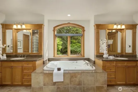 26345 NE 34th Street Redmond WA 98053