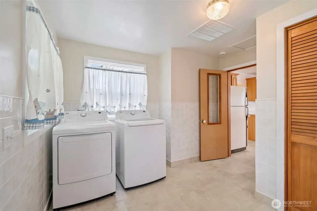 1201 N Tower Avenue Centralia WA 98531