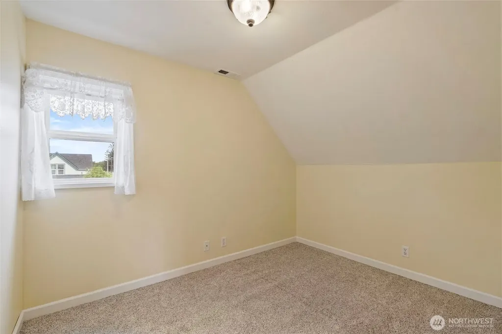 1201 N Tower Avenue Centralia WA 98531